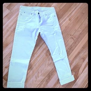 KUT from the cloth, white Capri jeans ADORABLE